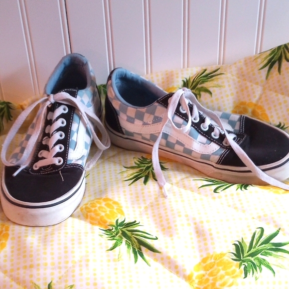 Women's Vans size 8 sneakers, blue and white checkered - Picture 1 of 7